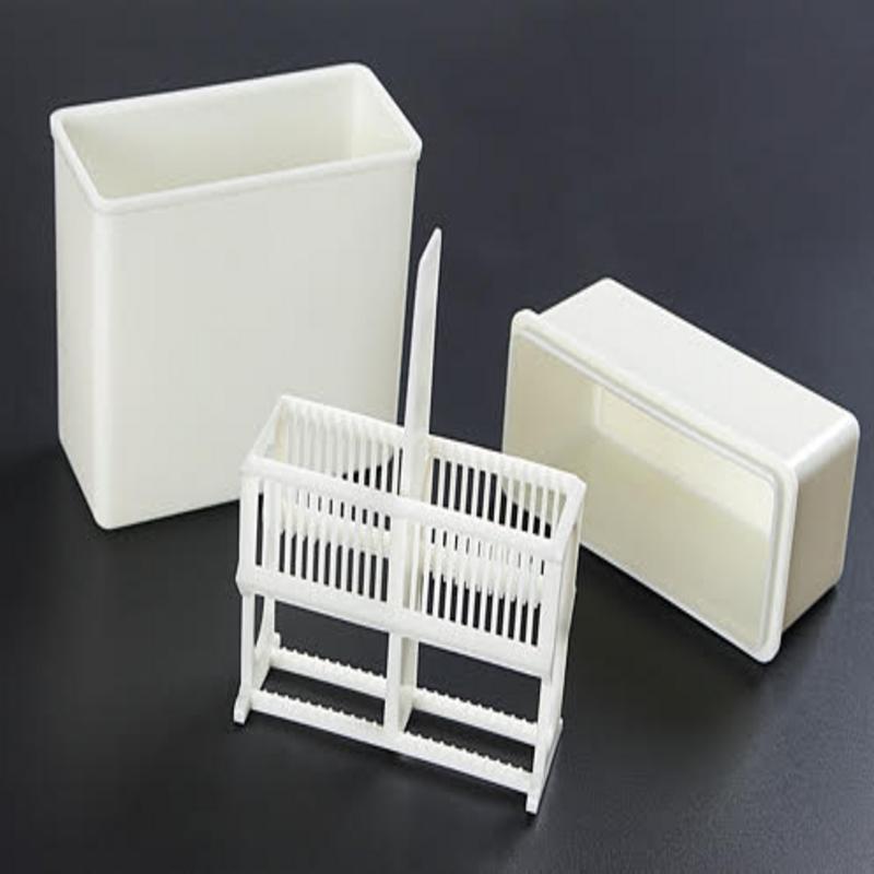 Тримач для предметного скла з контейнером для фарбування «Альбамед» 24 місця, ПП, шт